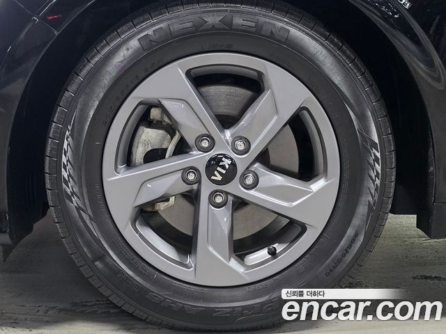Kia K5 3-го поколения 2.0 LPI(Renter car) Strandard - фото 4