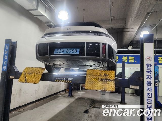 Hyundai Ioniq6 Long Range AWD Prestige - фото 1
