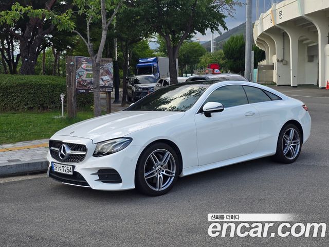 Mercedes-Benz E-Class W213 E220d Coupe - фото 0