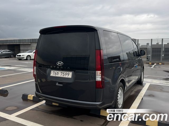 Hyundai Staria Tourer 11-Seater Smart - фото 2