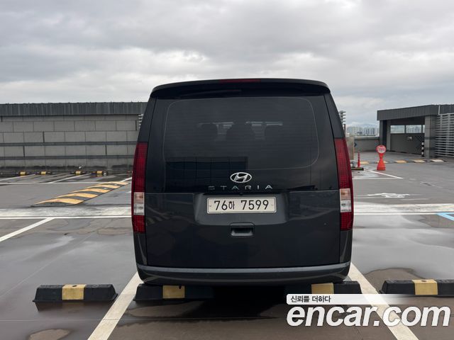 Hyundai Staria Tourer 11-Seater Smart - фото 3