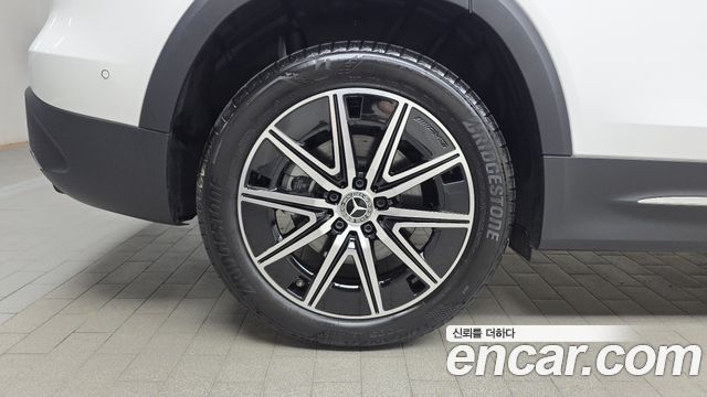 Mercedes-Benz EQB X243 EQB300 4MATIC AMG Line - фото 3