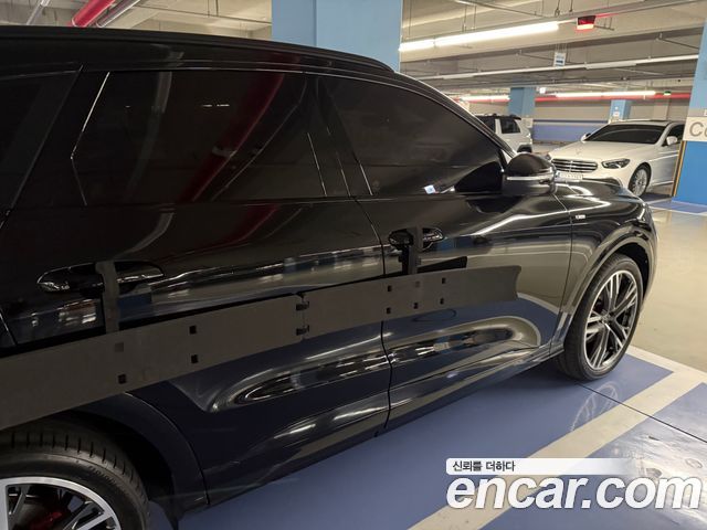 Audi Q5 45 TFSI Quattro S Line Black Ediiton - фото 1