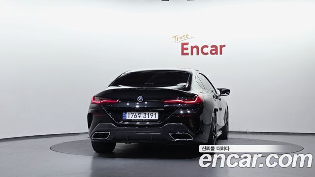 BMW 8 Series G15 M850i xDrive Gran Coupe - фото 3