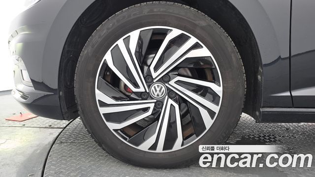 Volkswagen Jetta 7-го поколения 1.4 TSI Prestige - фото 4
