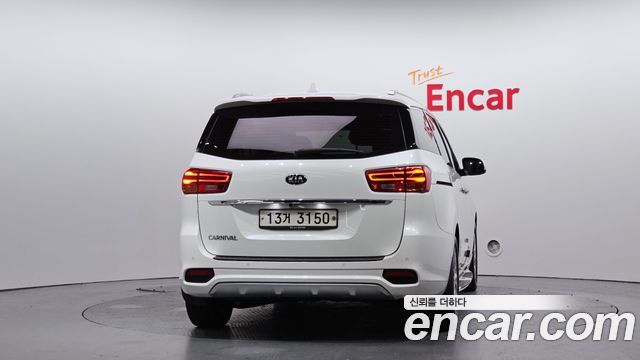 Kia Carnival Новый 9-Seater Noblesse Special - фото 3