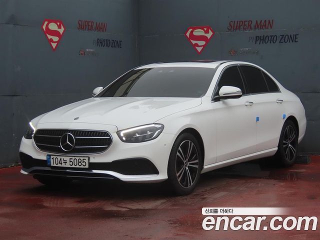 Mercedes-Benz E-Class W213 E250 Avantgarde - фото 0