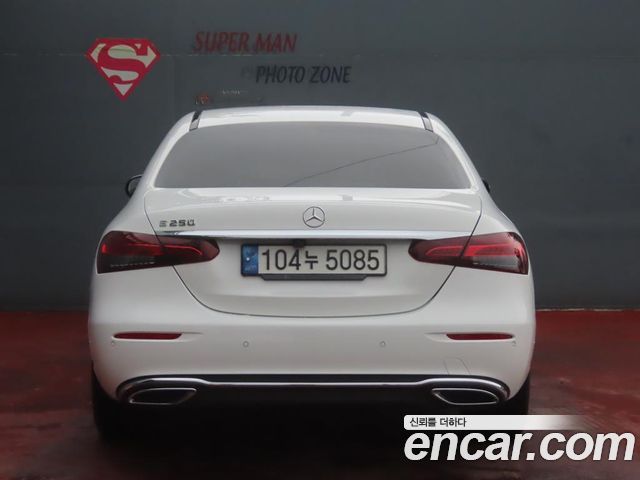 Mercedes-Benz E-Class W213 E250 Avantgarde - фото 3