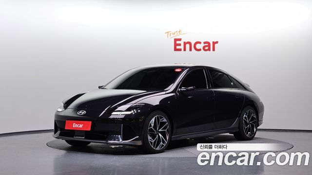 Hyundai Ioniq6 Long Range AWD Prestige - фото 0