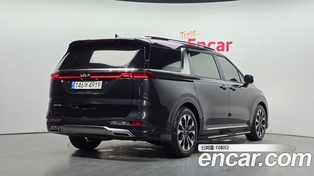 Kia Carnival 4-го поколения 9-Seater Noblesse - фото 1