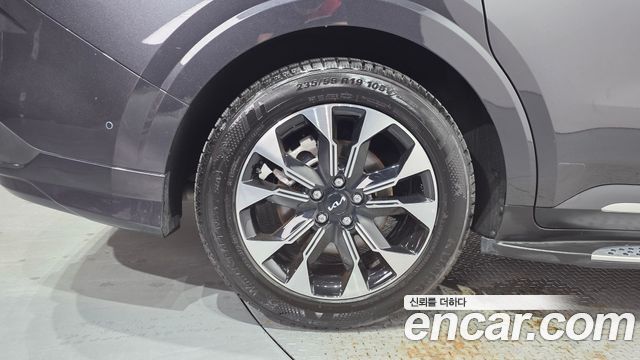 Kia Carnival 4-го поколения 9-Seater Noblesse - фото 4