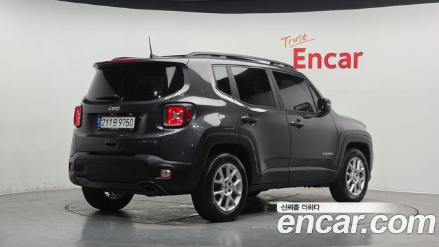Jeep Renegade 2.4 Limited - фото 1