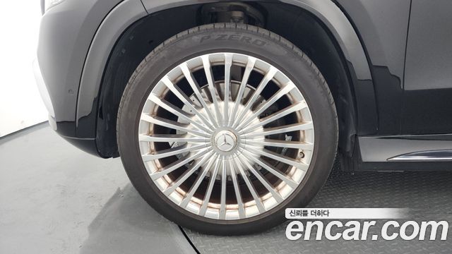 Mercedes-Benz GLS-Class X167 Maybach GLS600 4MATIC Manufakur - фото 4