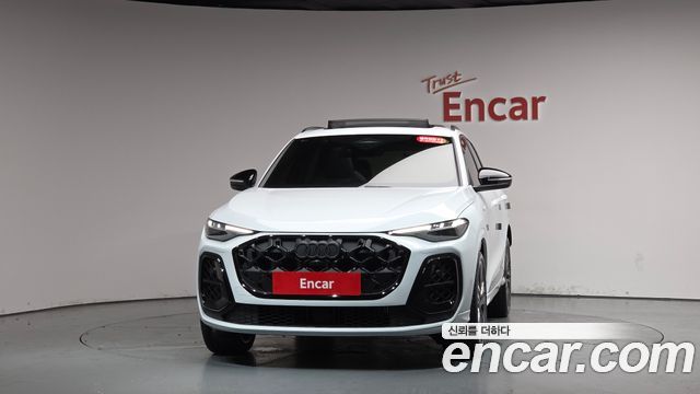 Audi Q5 45 TFSI Quattro S Line Black Ediiton - фото 1