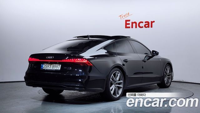 Audi A7 55 TFSI Quattro Premium - фото 1
