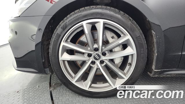 Audi A7 55 TFSI Quattro Premium - фото 4