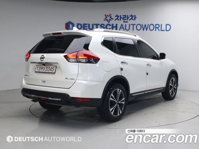 Nissan X-Trail 2.5 4WD - фото 1