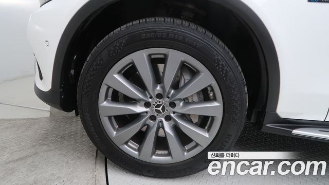 Mercedes-Benz GLC-Class X253 GLC350e 4MATIC Premium - фото 4