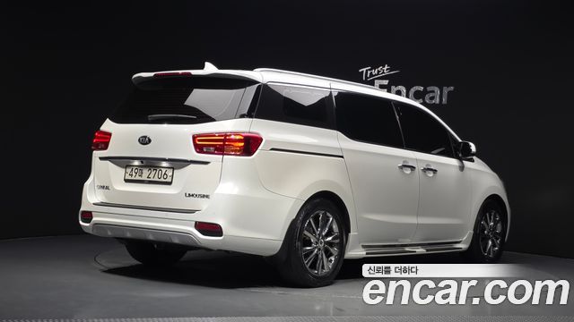 Kia Carnival Новый 9-Seater Prstige - фото 1