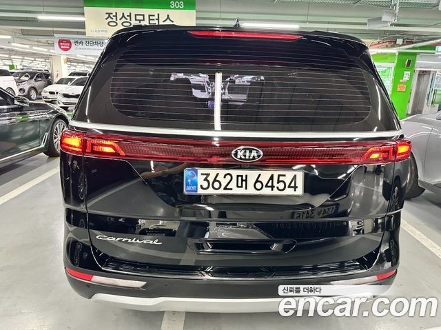 Kia Carnival 4-го поколения 9-Seater Prestige - фото 4