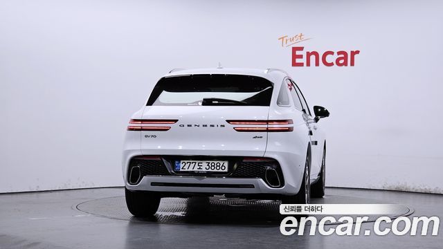 Genesis GV70 2.5T Gasoline AWD - фото 3