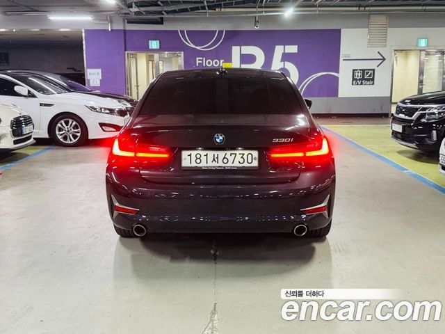 BMW 3 Series G20 330i Luxury - фото 3
