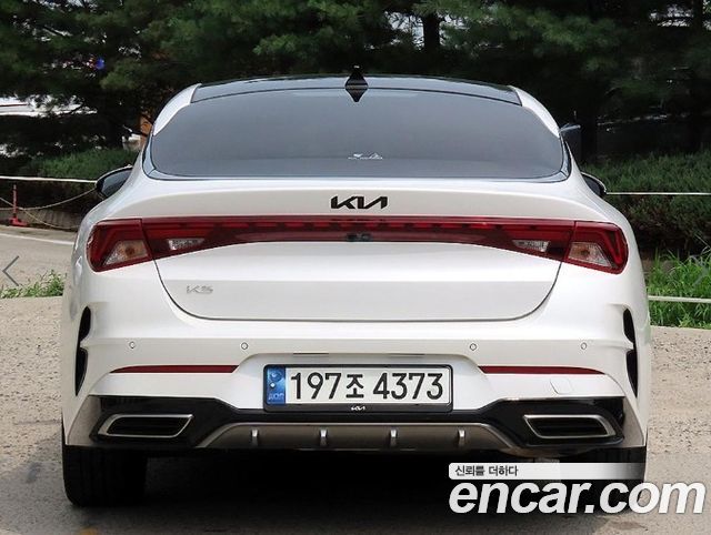 Kia K5 3-го поколения 2.0 LPI Signature - фото 3