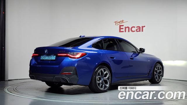 BMW i4 eDrive40 M Sports Pro - фото 1