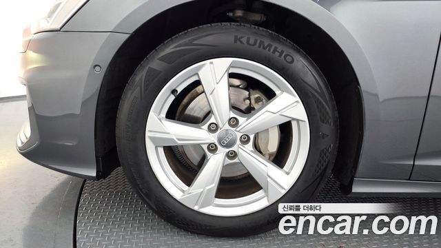Audi A6 C8 40 TDI - фото 4