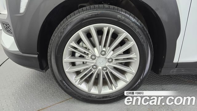 Hyundai Kona 1.6 Turbo 2WD Modern Tech - фото 4