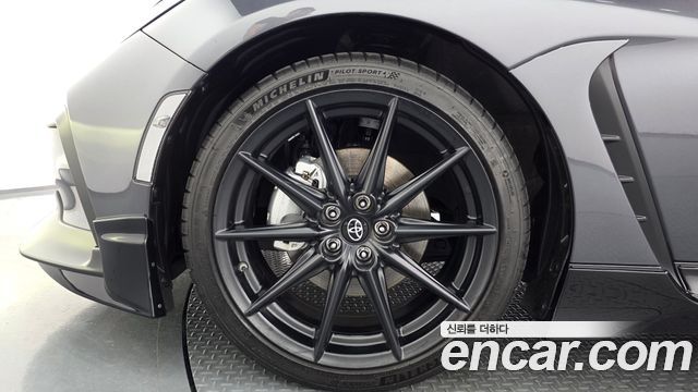 Toyota 86 GR86 2.4 Premium - фото 3