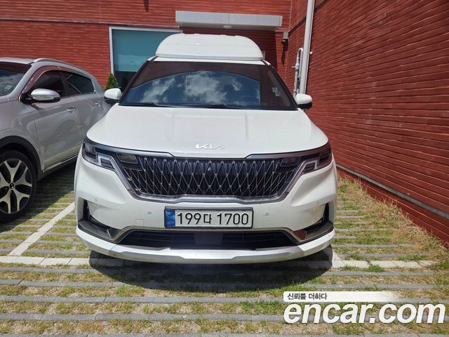 Kia Carnival 4-го поколения Gasoline 9-Seater Hi-Limousine Signature - фото 0