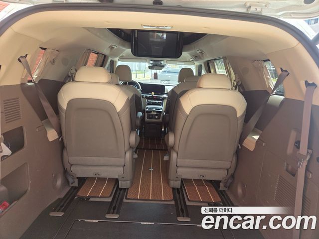 Kia Carnival 4-го поколения Gasoline 9-Seater Hi-Limousine Signature - фото 3