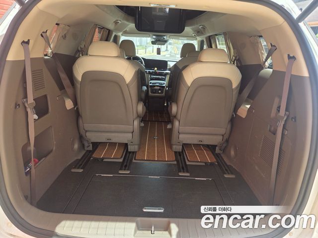 Kia Carnival 4-го поколения Gasoline 9-Seater Hi-Limousine Signature - фото 4