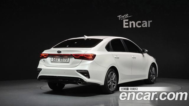 Kia K3 Совершенно новый Luxury - фото 1