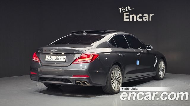 Genesis G70 2.0T Elite - фото 1