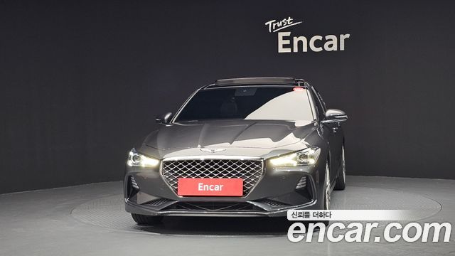 Genesis G70 2.0T Elite - фото 2