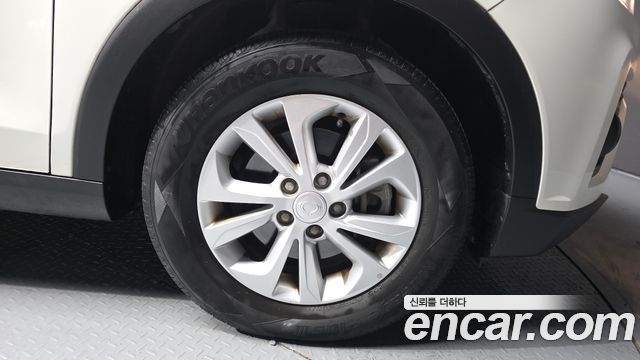 SsangYong Tivoli Gasoline 1.5 2WD V3 - фото 4