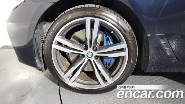 BMW Gran Turismo G32 640i xDrive M Sport - фото 4