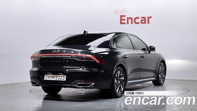 Hyundai Grandeur Новый IG, гибрид Exclusive - фото 1