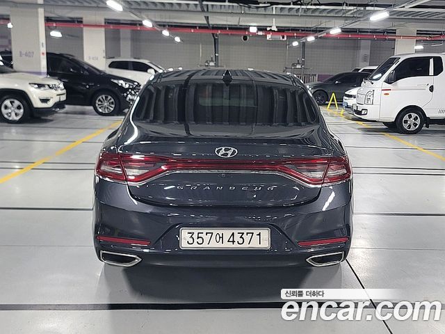 Hyundai Grandeur IG 3.0 Modren Basic (Rental car) - фото 4