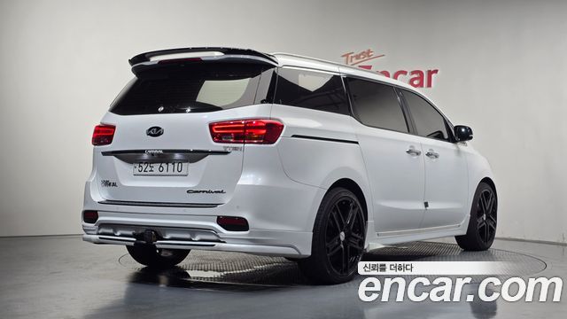 Kia Carnival Новый 9-Seater Noblesse Special - фото 1