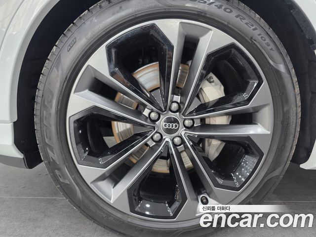 Audi Q7 50 TDI Quattro Premium - фото 4