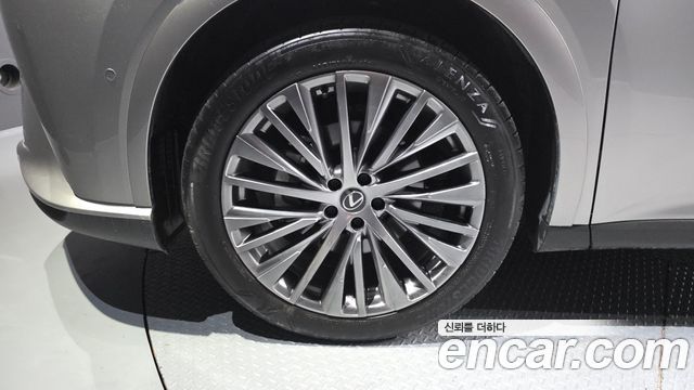Lexus RX 350h 5-го поколения Luxury - фото 3