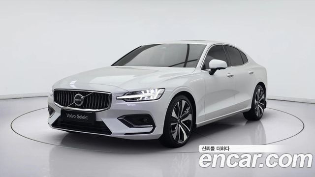 Volvo S60 3-го поколения B5 Ultimate Bright - фото 1