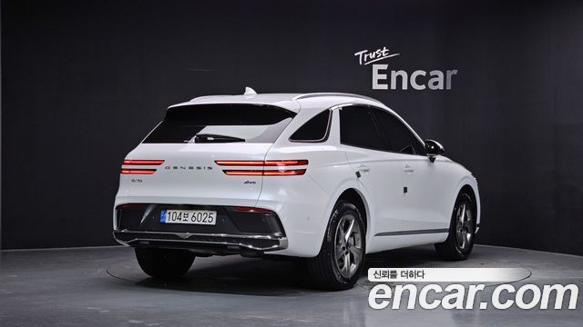 Genesis GV70 2.5T Gasoline 2WD - фото 0