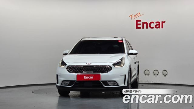 Kia Niro Noblesse - фото 2