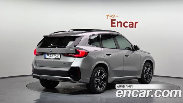 BMW X1 U11 xDrive 20i M Sport - фото 1