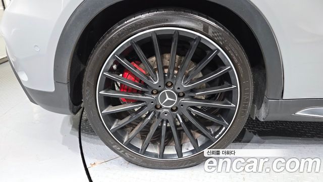 Mercedes-Benz GLA-Class X156 GLA45 AMG 4MATIC - фото 4