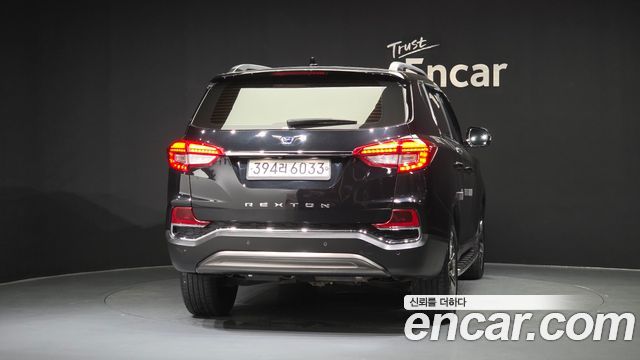 SsangYong Rexton G4 Diesel 2.2 4WD White Edition - фото 3